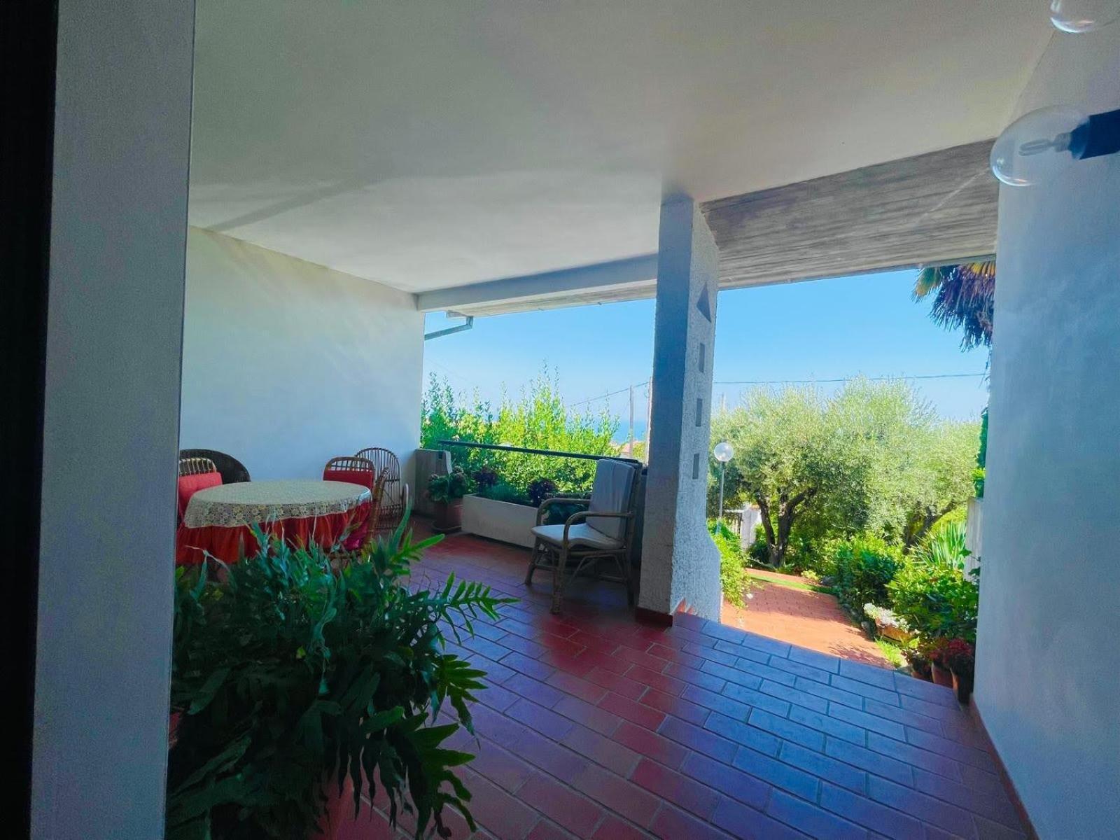 Villa In Collina Vista Mare Roseto Degli Abruzzi Luaran gambar